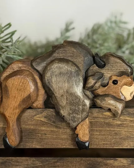 Torocky Carved Wooden Decor