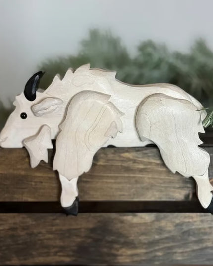 Torocky Carved Wooden Decor