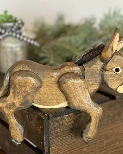 Torocky Carved Wooden Decor